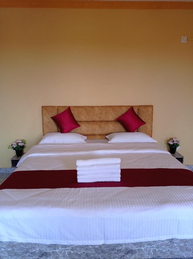 Brit'S Palace Goa Agacaim Luaran gambar