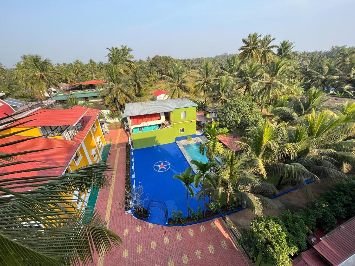 Brit'S Palace Goa Agacaim Luaran gambar