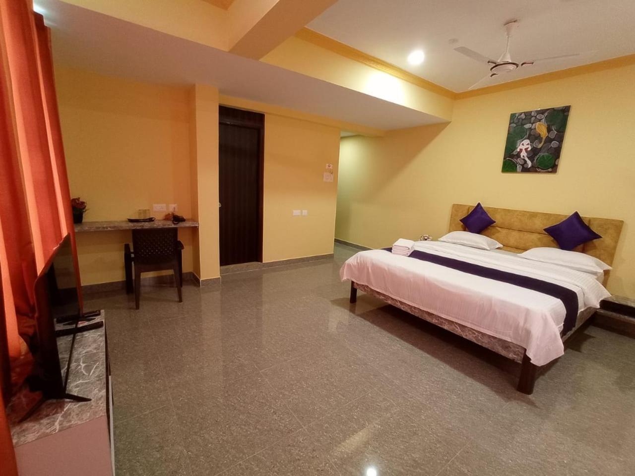 Brit'S Palace Goa Agacaim Luaran gambar